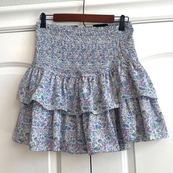 Entro Size Large Lavender, Blue and Green Floral Tiered Mini Skort - Picture 2 of 4